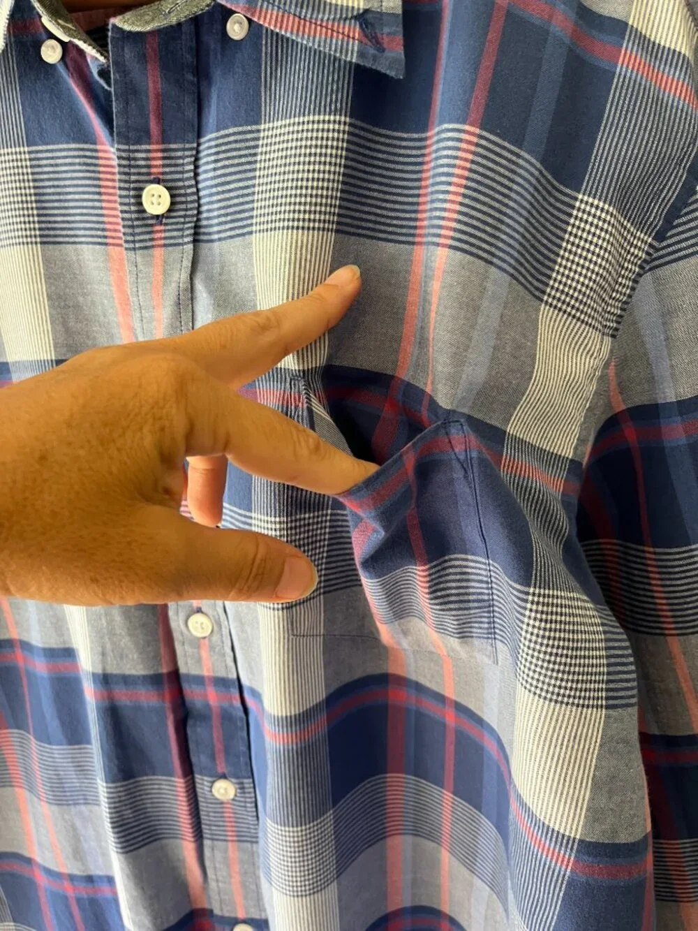 J.Crew Mens Sz XL Button-up Shirt Blue Pink Plaid pattern chest pocket